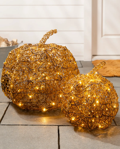 Outdoor Lit Wire Pumpkins