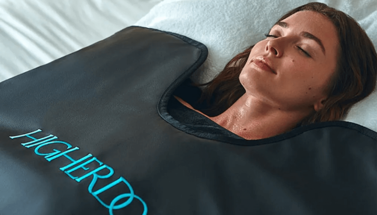 Why People Are Obsessed With HigherDOSE Infrared Sauna Blanket