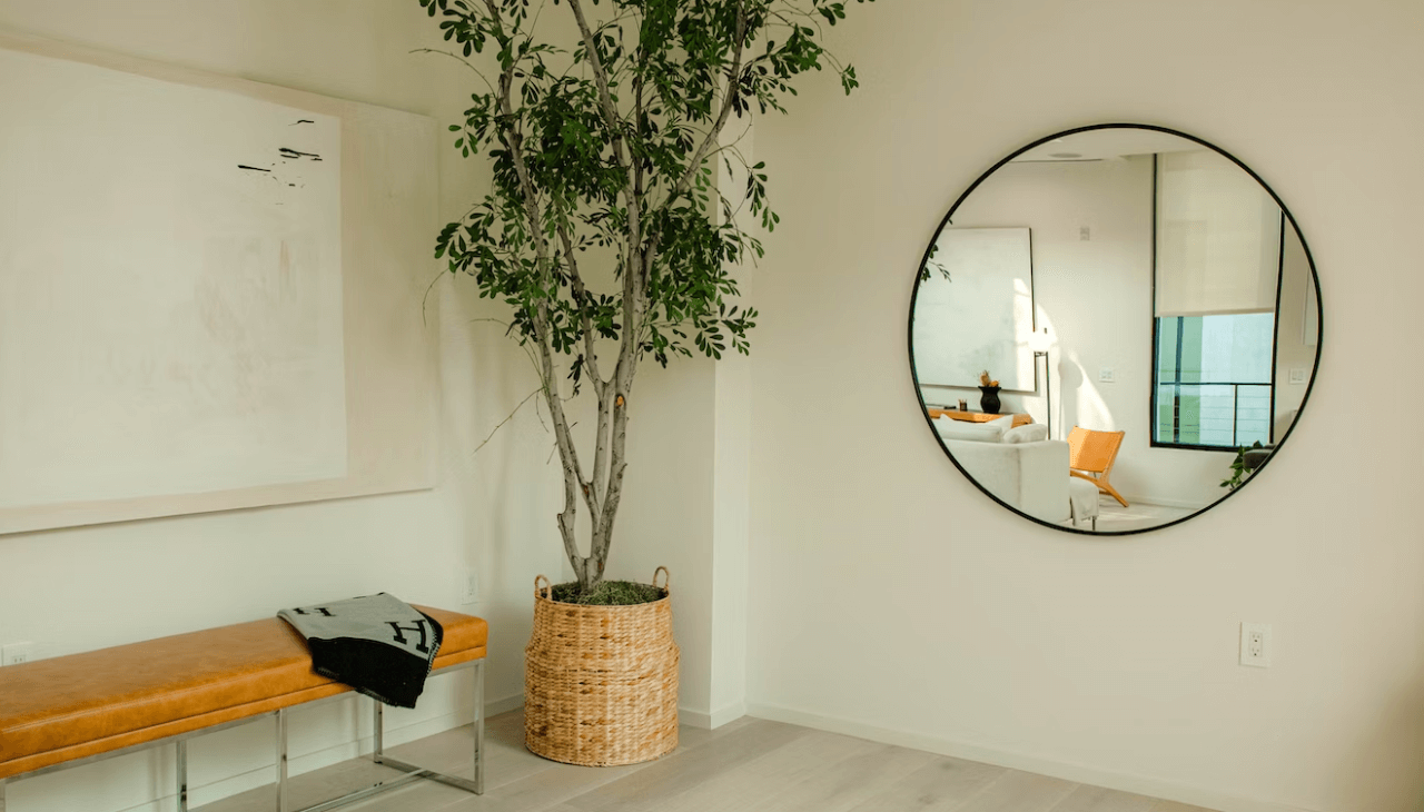 A Guide To Choosing The Perfect Wall Mirror For Your Home