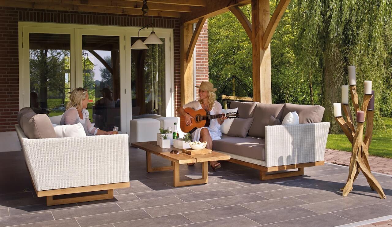 Create A More Relaxing Backyard With Leekes Garden Furniture